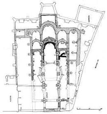 Grundrisse der verschiedenen Kirchenbauten