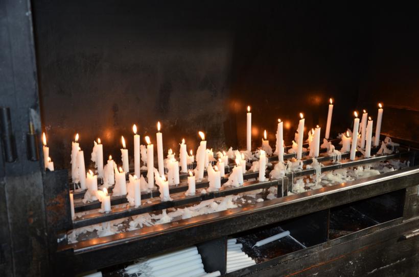 5000 Kerzen pro Woche: Kerzenstand in der Gnadenkapelle