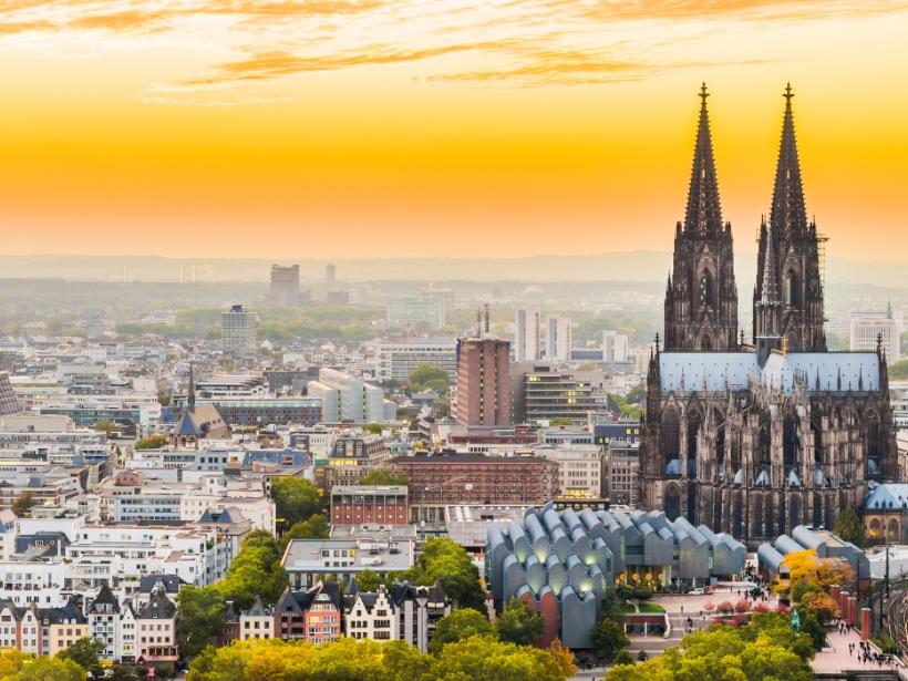 über uns header köln mitte