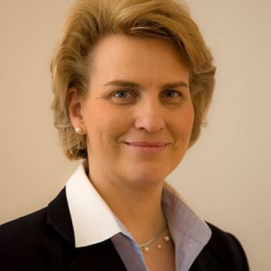 Dr. Juliane Mergenbaum