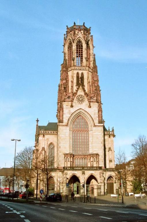 St. Agnes (Bild: Ansicht von der Neusser Str.)